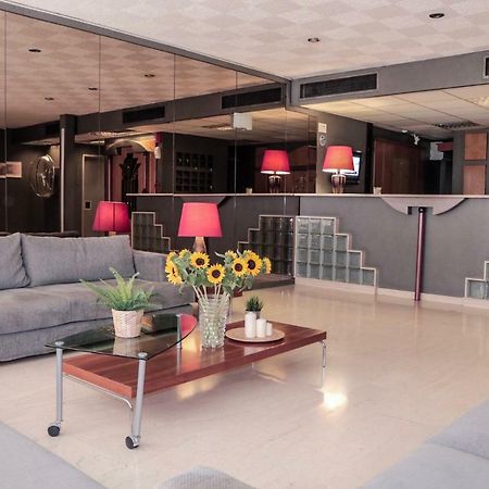 Hotel Victory เอเธนส์ ภายนอก รูปภาพ
